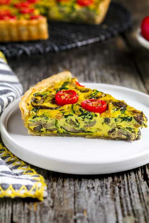 Easy Vegan Quiche - Vegan Huggs