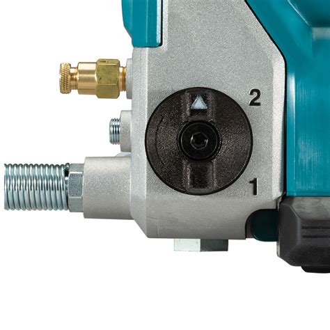 Makita 18V Grease Gun (tool only) DGP180ZBK | tools.com