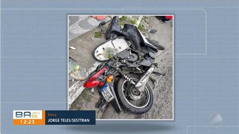 V Deo Casal Fica Gravemente Ferido Ap S Moto Onde Estava Ser Atingida