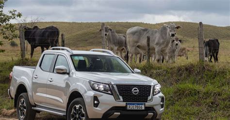 Nissan Frontier 2023 ganha novas versões SE e XE no Brasil