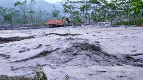 Fenomena Alam Banjir Lahar Dingin Serta Dampak