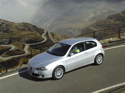 ALFA ROMEO 147 1 9 JTD M JET 16V 3p Exclusive Prezzo Consumi E