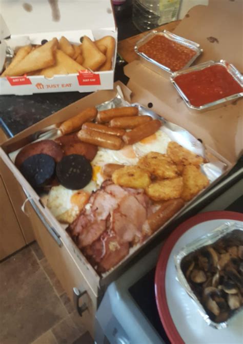 Rate My Takeaway On Twitter Breakfast Box By Matty