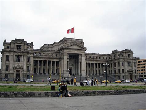 Palacio De Justicia Lima Sede De La Corte Suprema De Justicia De Perú Constituciones