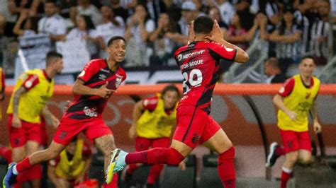 Galo Paga Novo Mico Em Casa Só A Libertadores Pode Salvar A Temporada