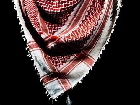 Roblox Outfit Keffiyeh In 2024 Checkered Scarf Arab Head Scarf Roblox