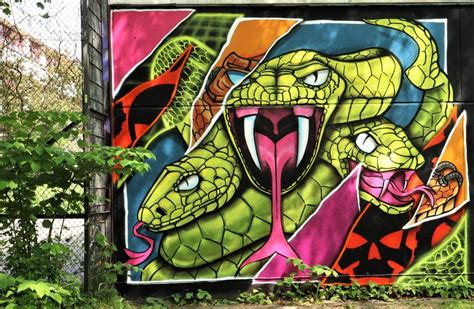 Pin By Luc A Loaiza On Graffiti Graffiti Superhero Art