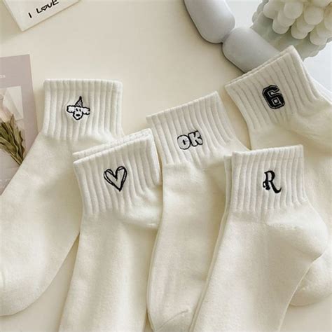 Mimiyu Embroidered Short Socks Set Yesstyle