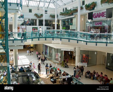 Interior of Watford Shopping Centre Stock Photo - Alamy