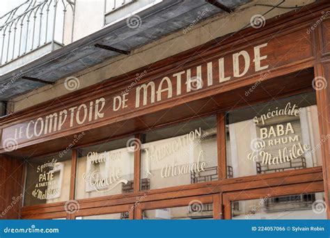 Le Comptoir De Mathilde Logo Sign Store And Brand Text Box Of Boutique