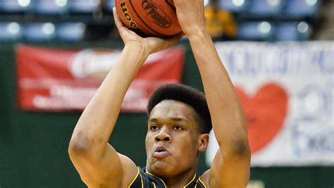 Report Top Memphis Tigers Basketball Target Robert Woodard Commits To