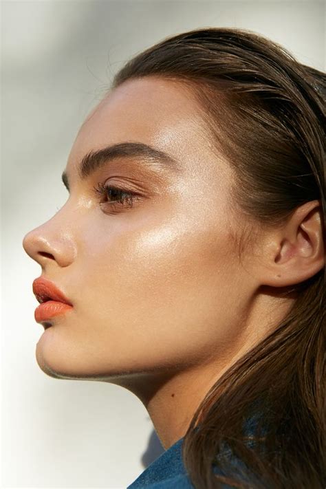 The Prettiest Summer Makeup Looks And Trends