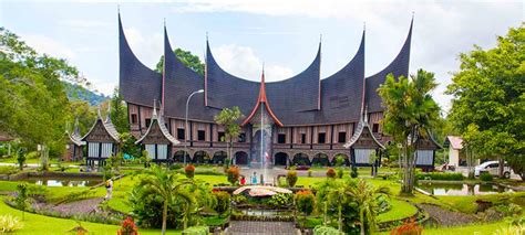 7 Tempat Popular Wajib Dikunjungi Di Padang And Bukittinggi Indonesia