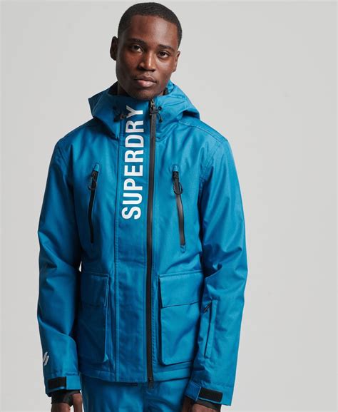 31 Ski Clothing Brands To Keep You Toasty On The Mountain - Soocial