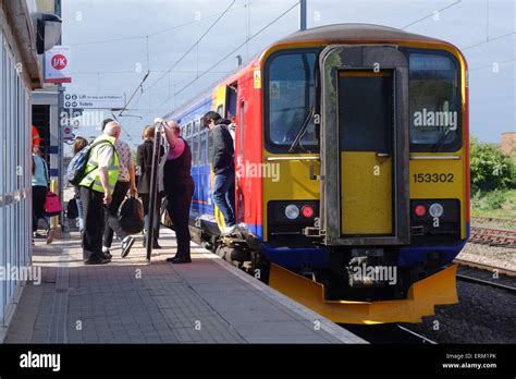 Train at Platform, Newark Northgate Station Stock Photo - Alamy