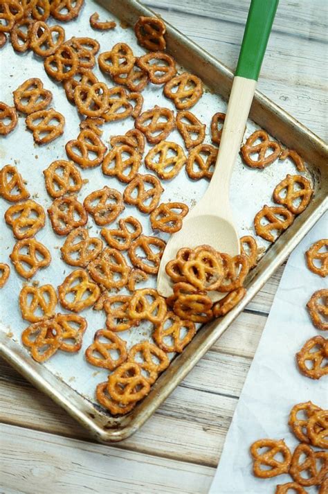 Spicy Pretzels Recipe Pretzel Party Snack Recipe