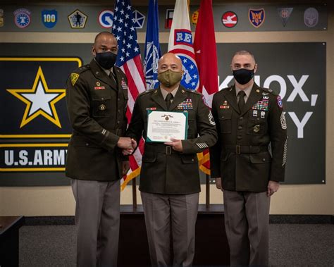 Usarec Command Team Recognizes Top Recruiting Noncommissioned Officers