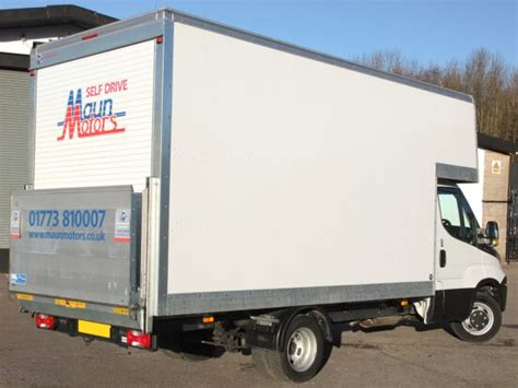 Maun Motors Self Drive Luton Box Van Hire With Tail Lift 14ft Maun