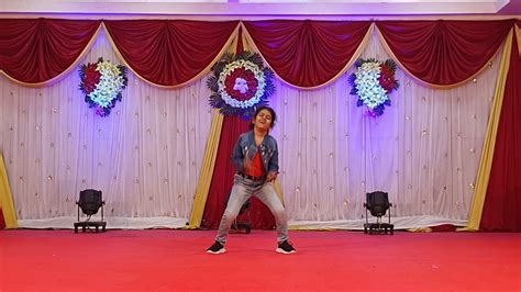 Bala And Tamanche Pe Disco Dance Performance Youtube