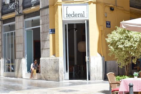 Federal Café en el centro de Valencia Momento CarPi