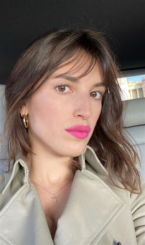 Las 7 Claves Del Estilo De Jeanne Damas Effortless Chic Maquillaje