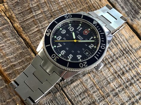 MEET THE WATCH Victorinox Swiss Army Lancer 100 Watch Hunter Watch