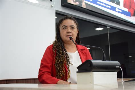 Aliada de Luizianne defende reorganização do PT Fortaleza após