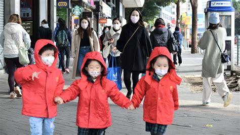 冷鋒周末襲港 本港將迎濕冷天氣最低11度 消費券專頁