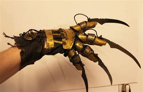 Steampunk Claws Arm