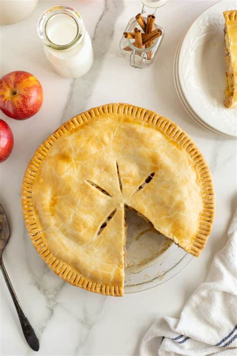 Classic Double Crust Apple Pie Valeries Kitchen