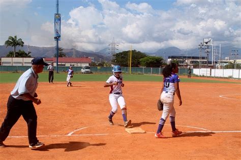 Carabobo Obtuvo Victoria En Campeonato De Softbol Femenino