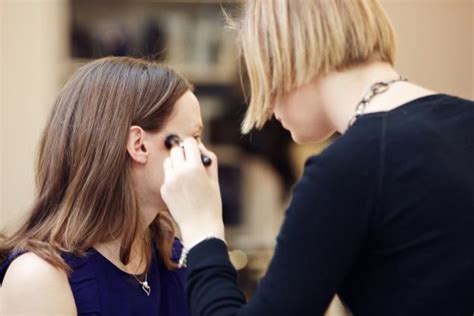 Урок макияжа в Le Colon делаем сами nude макияж Beauty Insider