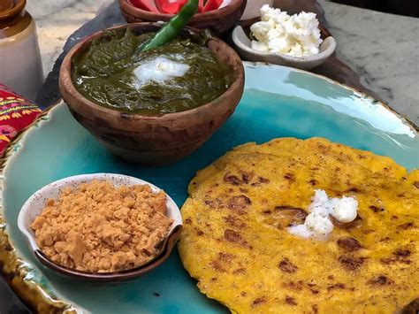 Makki Ki Roti Sarson Ka Saag 4 Delhi Places To Enjoy This Winter Delicacy