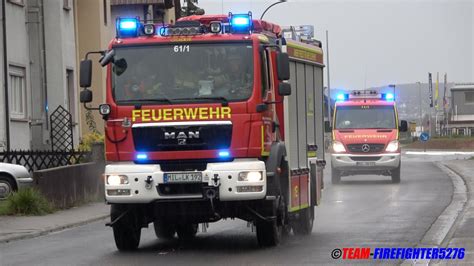 Verkehrsunfall Mit Bus Und PKW Radfahrer Unter Bus Eingeklemmt