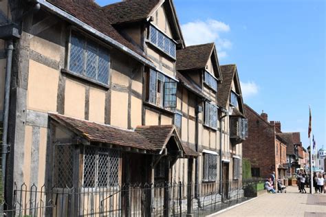 Shakespeare's Family Homes - Shakespeare Birthplace Trust