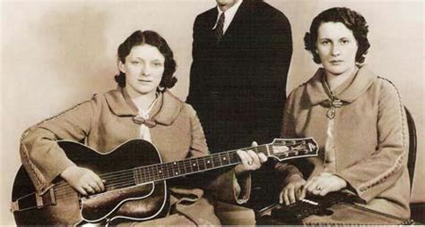 Maybelle Carter: The Queen of Country Guitar - Fretboard Journal