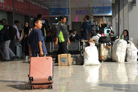 Sepekan Terakhir Penumpang Berangkat Dari Terminal Kalideres