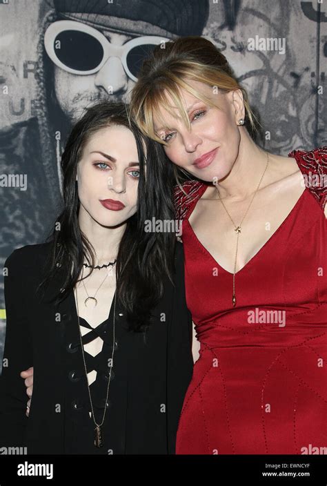 Hbo Kurt Cobain Montage Of Heck Los Angeles Premiere Featuring Frances Bean Cobain Courtney