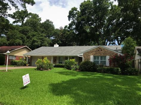 Roof Of The Week Houston State Roofing Company Of Texas