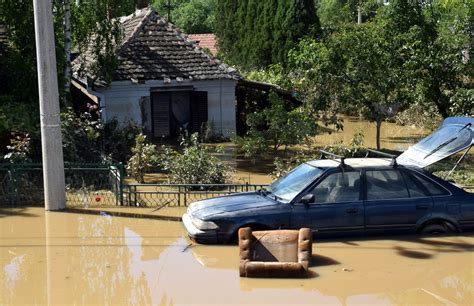 Balkans Flood As Rivers Overflow Photos Image 23 Abc News