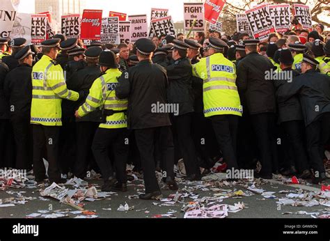 Student Protest/Police barrier Stock Photo - Alamy