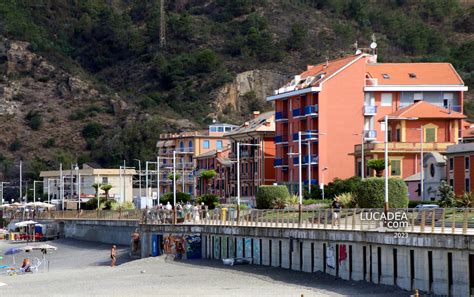 Lucadea La Passeggiata Di SantAnna A Sestri Levante