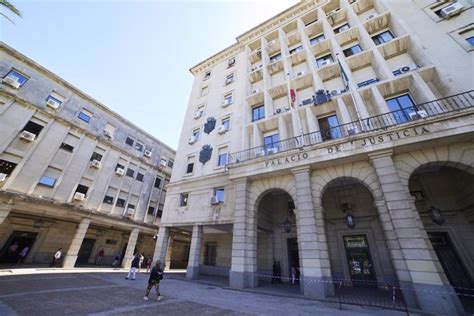 La Fiscalía pide nueve años de cárcel por apuñalar por la espalda a un