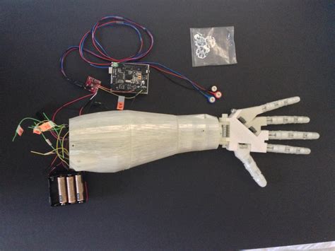 High School Student 3D Prints Voice-Controlled Robotic Arm - 3DPrint ...