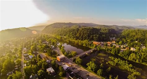 Alderson, WV ~ WV Glamping Domes