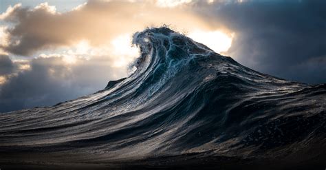 Le Photographe Ray Collins Rend Hommage à La Beauté Des Vagues Avec Des