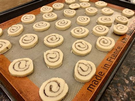 Cinnamon Bun Cookies ~ The Recipe Bandit