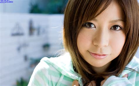 JapaneseThumbs AV Idol Miu Aikawa 愛川みう Photo Gallery 7