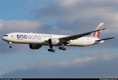 A7 BAB Qatar Airways Boeing 777 3DZER Photo By Viktor Szontagh ID