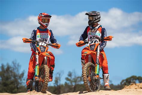 KTM Offroad Team | RIDE KTM